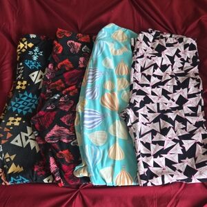 Lot Of 4 Lularoe Leggings
